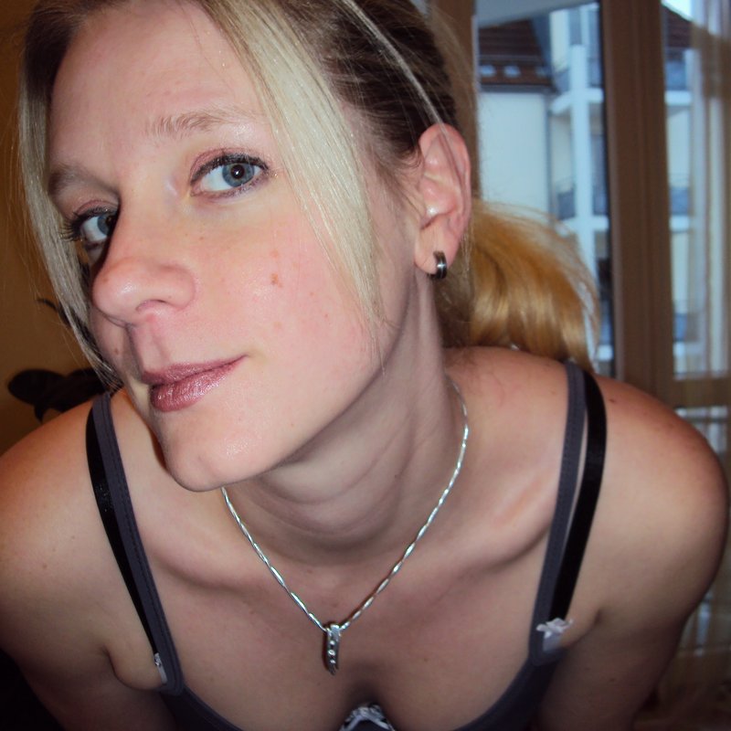 Chat sexy rencontre x Enola Sausset les pins